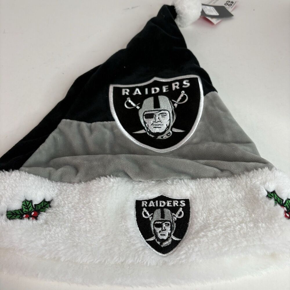 NFL Oakland Raiders Holiday Christmas Santa Hat Las Vegas NWT Football Black